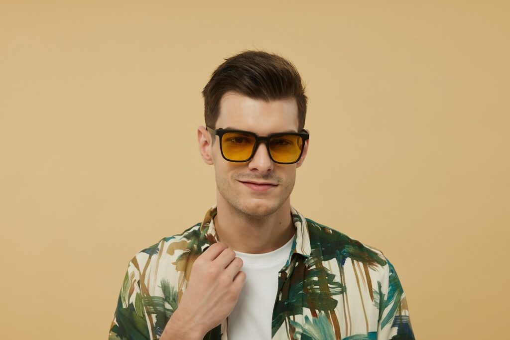 men, fashion men, male model, male pose, male profile, male, people, person, shirt, eyewear, accessory, accessories, hair cut, fashion style, hair style, fashion, glasses fashion, glasses men, handsome man, summer outfit, glasses, prescription glasses, eyeglasses, glasses frame, portrait